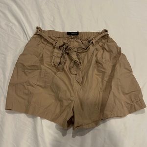 Zara high waist paper bag shorts - M